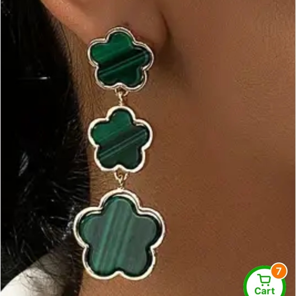 GREEN FLOWER DESIGN LONG DANGLE EARRINGS RETRO BOHEMIAN STYLE JEWELRY - Picture 5 of 5